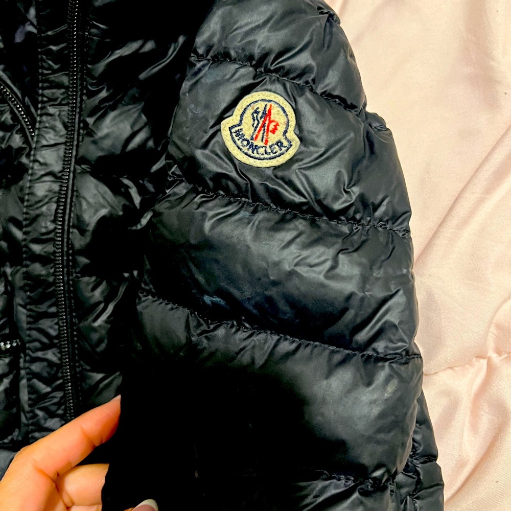 Girls Moncler Puffer Size 5 112cm